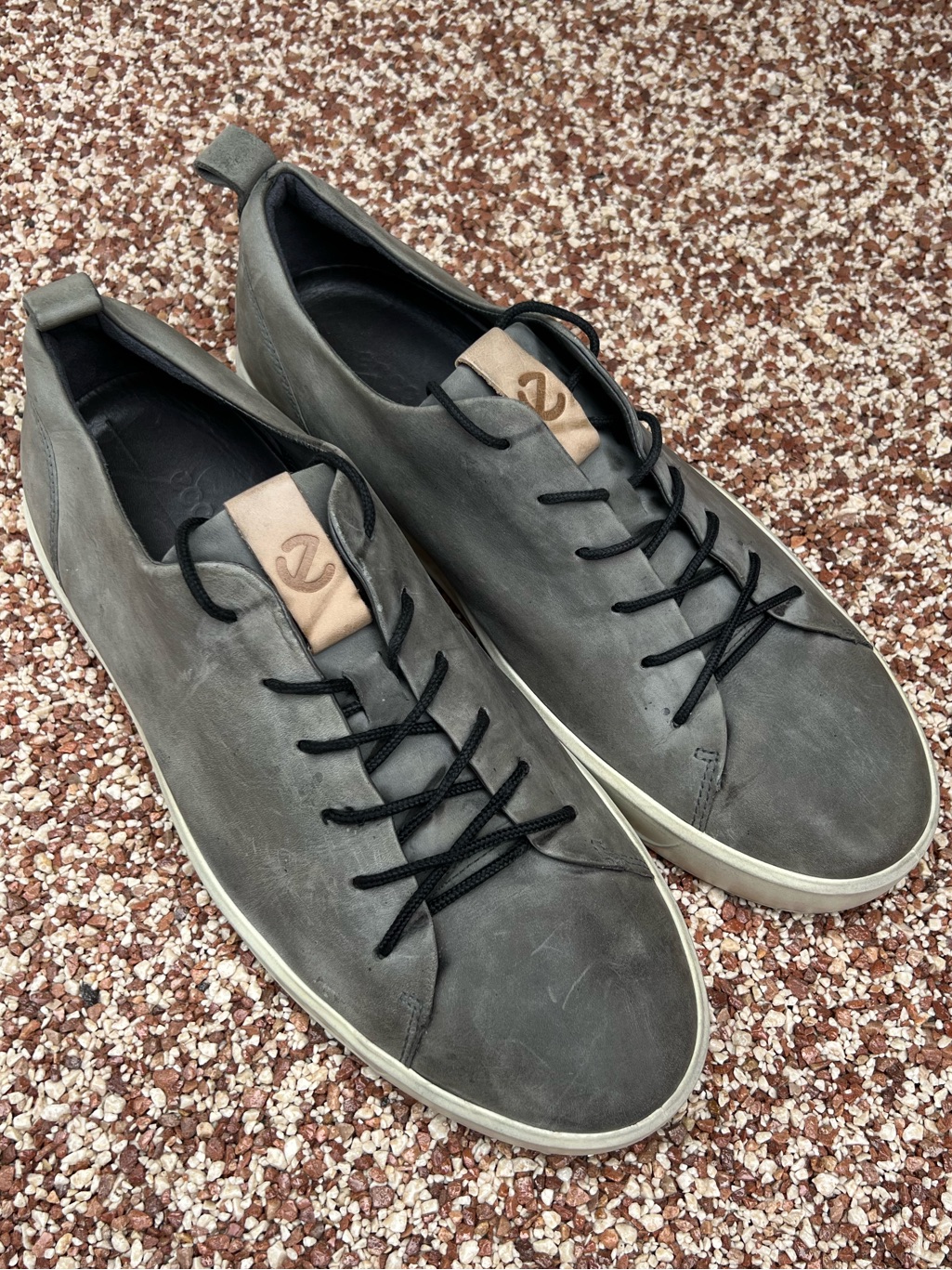 Ecco Men’s Soft 8 Luxe Gray Leather Sneakers Size 11